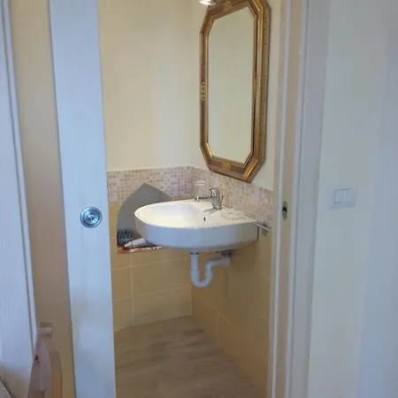 Casa Papaveri Rossi Apartment Finale Ligure