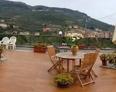 Casa Papaveri Rossi * Finale Ligure
