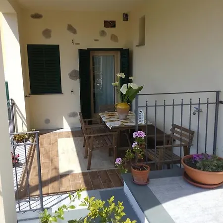 Casa Papaveri Rossi Apartament Finale Ligure